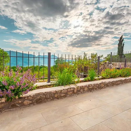 3 Bedroom Amazing In Дом отдыха *