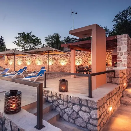 Holiday home 3 Bedroom Cozy In Vid