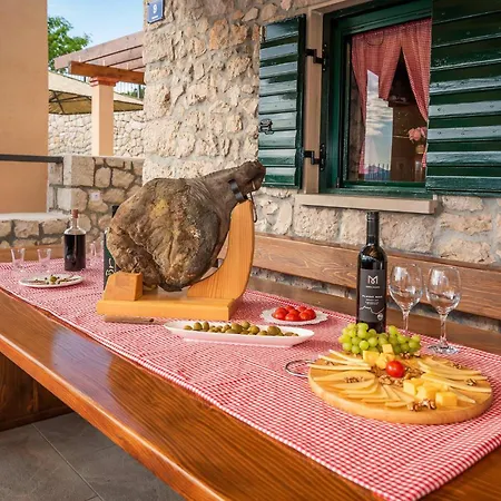 3 Bedroom Amazing In *