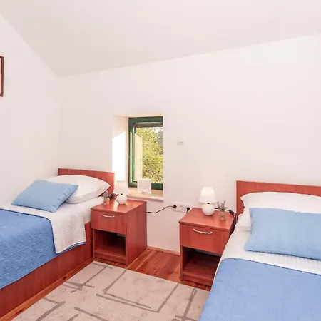 Дом отдыха 3 Bedroom Amazing In *