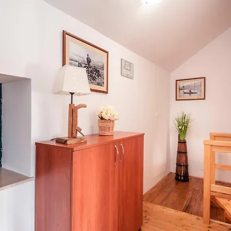 Holiday home 3 Bedroom Cozy In Vid
