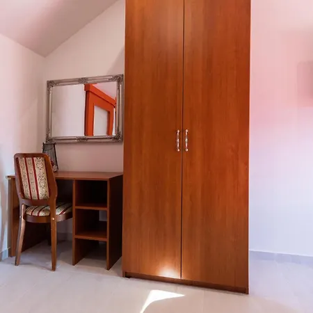 3 Bedroom Amazing In Дом отдыха *